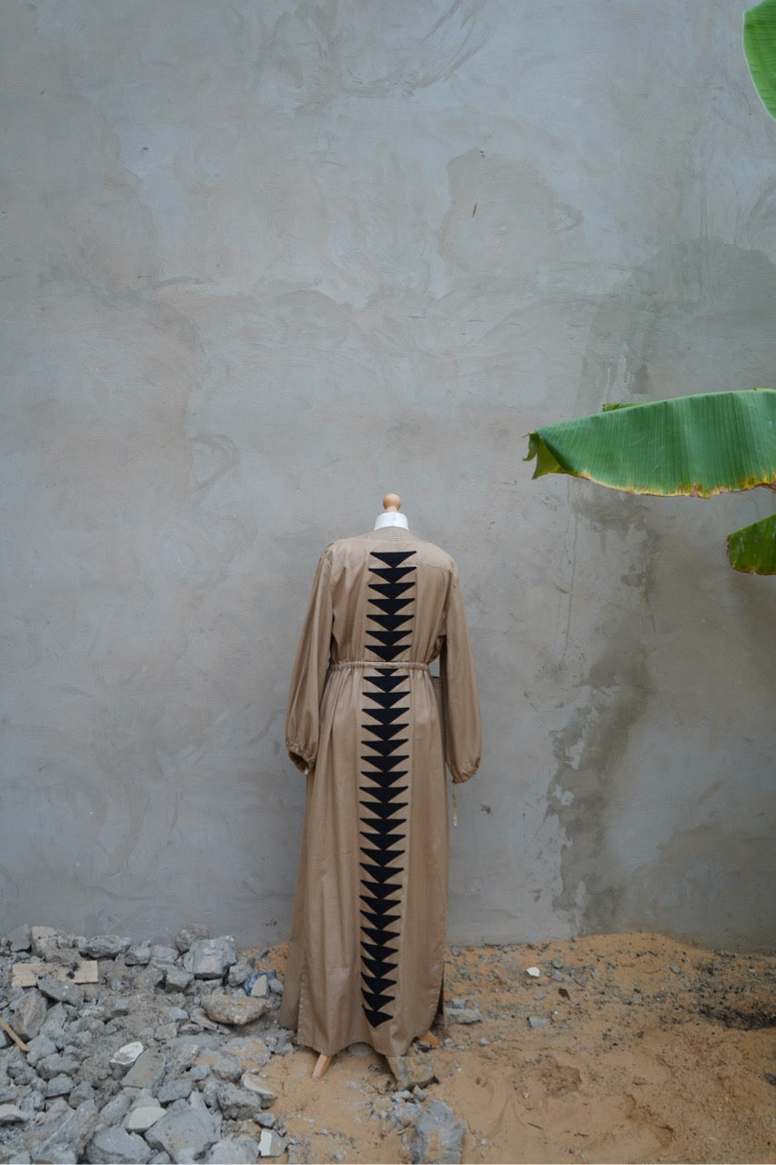A4. SHEJA - veste façon trench - 70 000 XOF