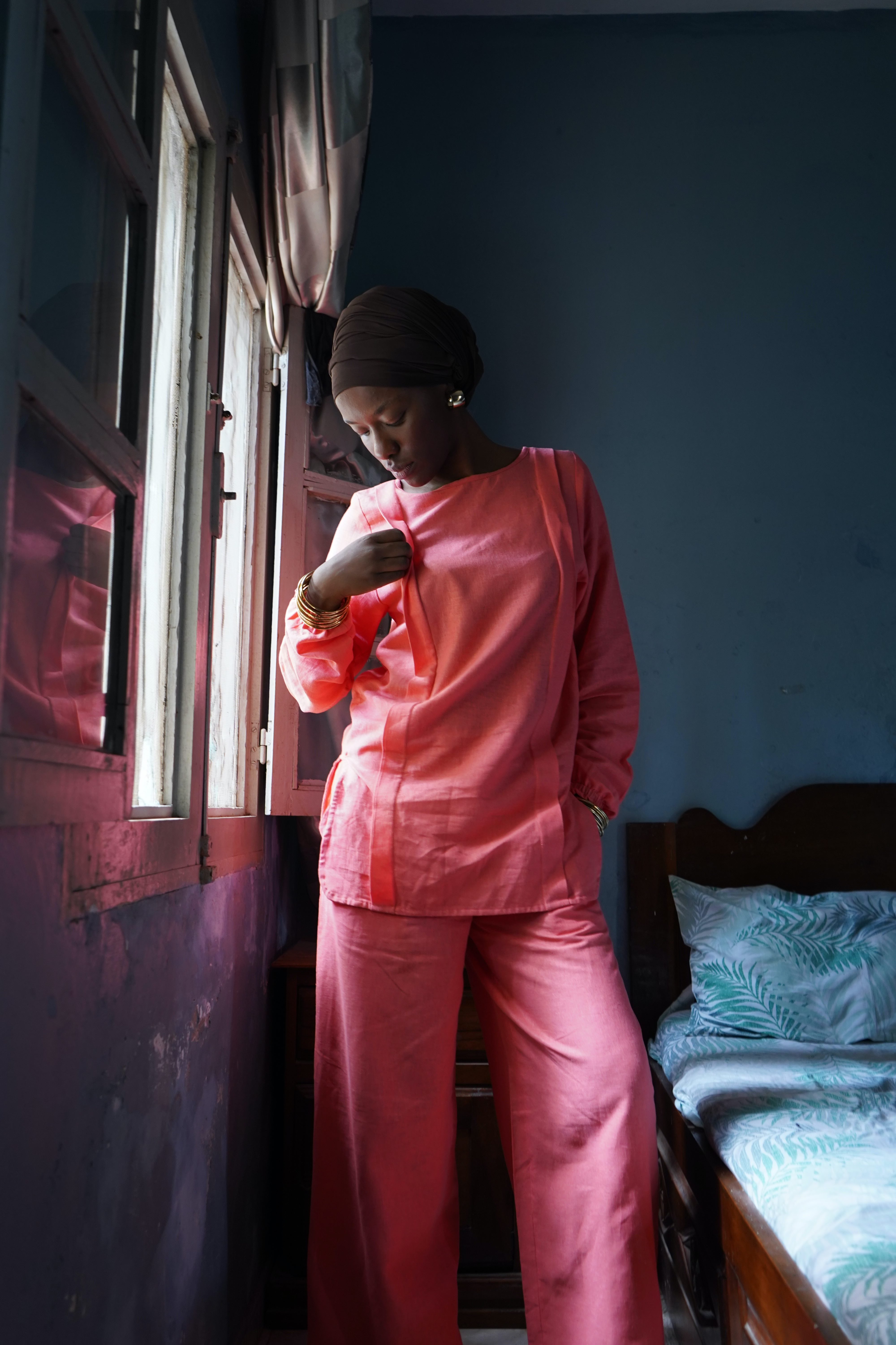 JOLIE x CHÉRIE - Ensemble blouse & pantalon relax adapté à la grossesse et à l'allaitement